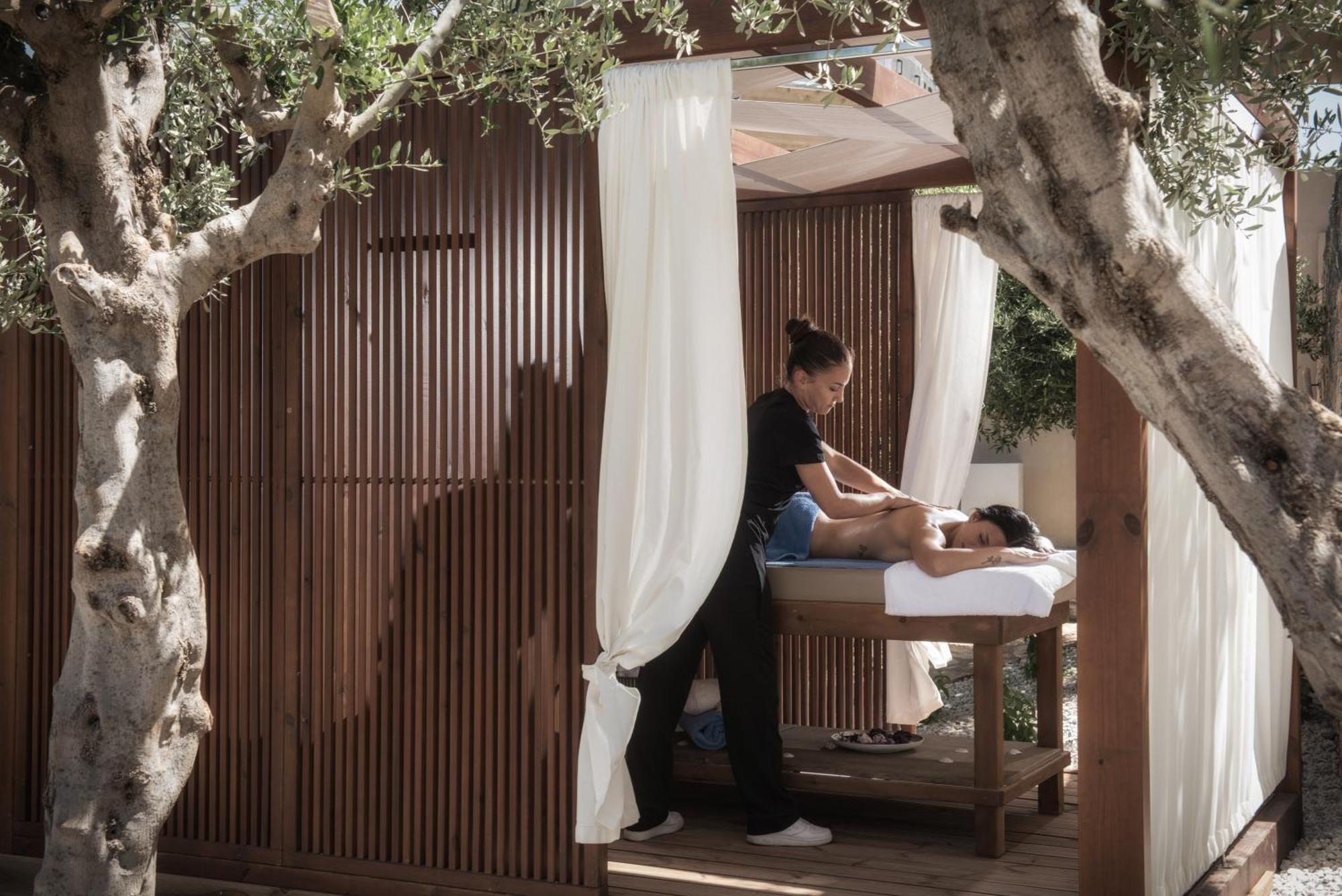 Elounda Infinity Exclusive Resort & Spa - Adults Only Exterior photo